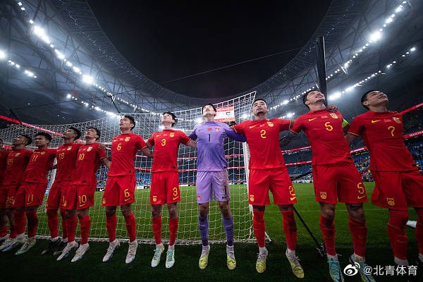 罚男仆夹震蛋器憋尿虐乳双性