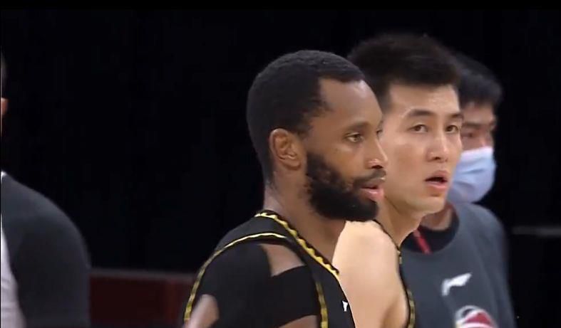 美女j部无遮挡