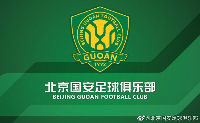 美女扒开腿让男人捅